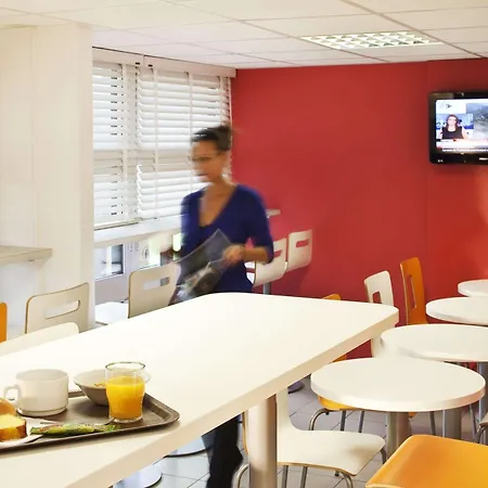 Hotel Premiere Classe *