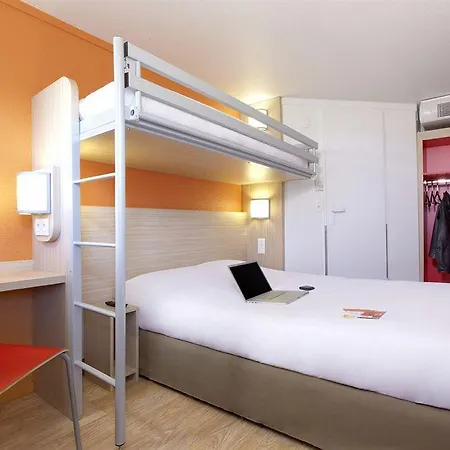 普瑞米尔蒙塔班经典酒店