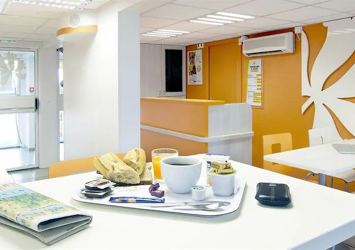 Premiere Classe Hotel *