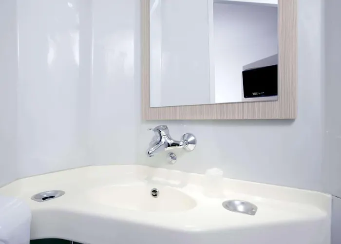 Hotel Premiere Classe *